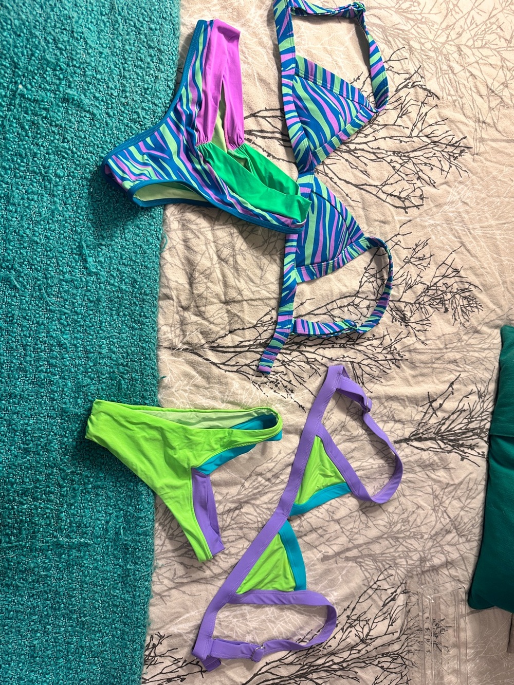 Two One One Vibrant Multicolor Women’s Bikini Set - Green & Purple